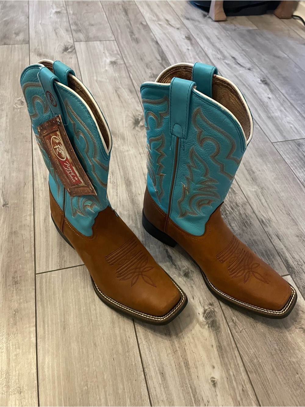 NWT Tony lama Turquoise & Brown women’s Western Cowboy Boots - Ariat-style